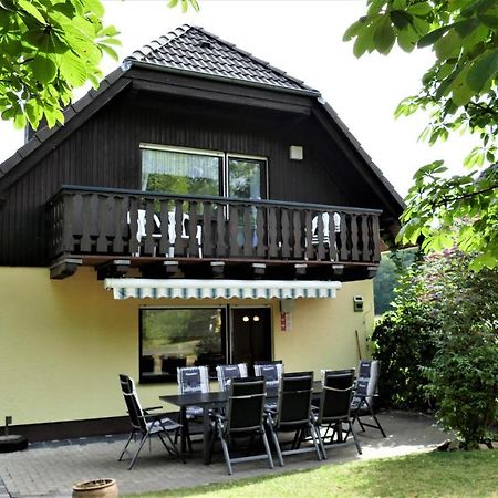 Helles Ferienhaus Im Landhausstil Fuer Bis Zu 10 Personen Frielendorf Экстерьер фото